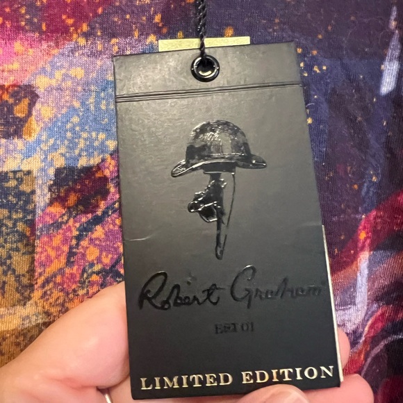 Robert Graham t shirt - Picture 4 of 6